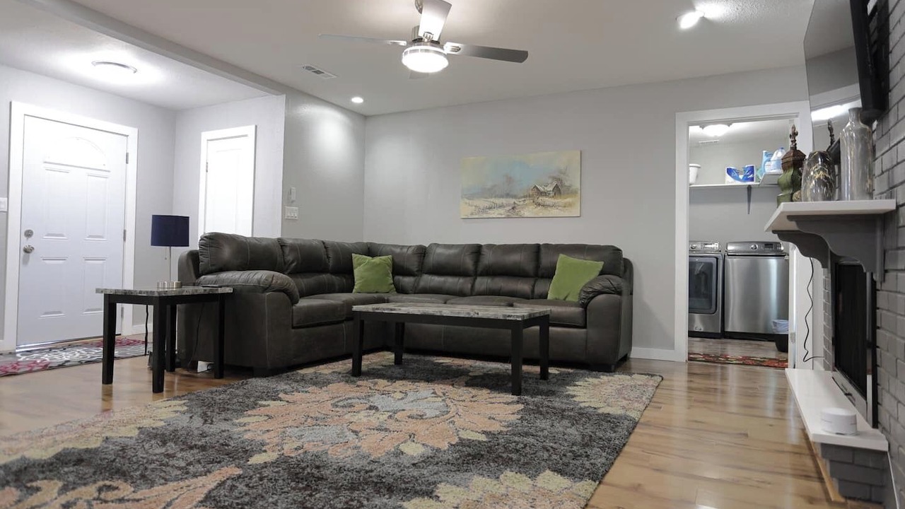 Photo of Livingroom in Allen