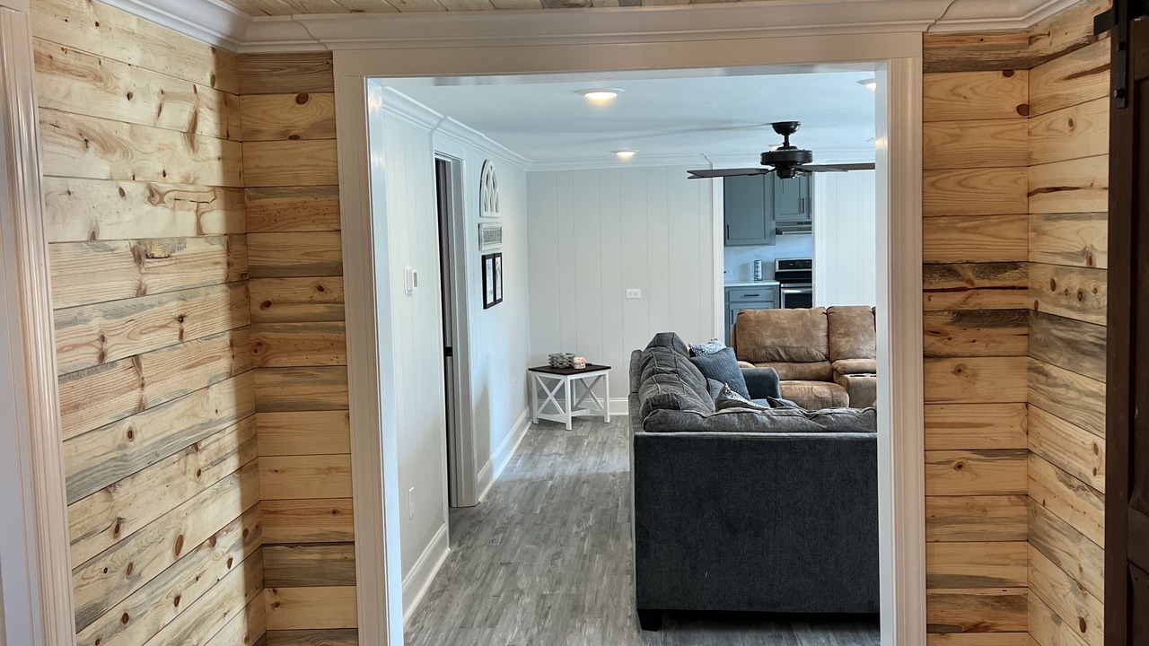 Photo of Livingroom in Monroeville
