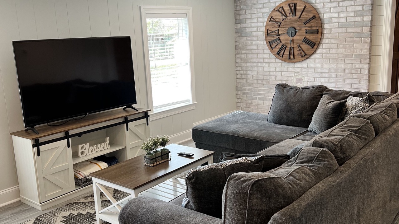 Photo of Livingroom in Monroeville