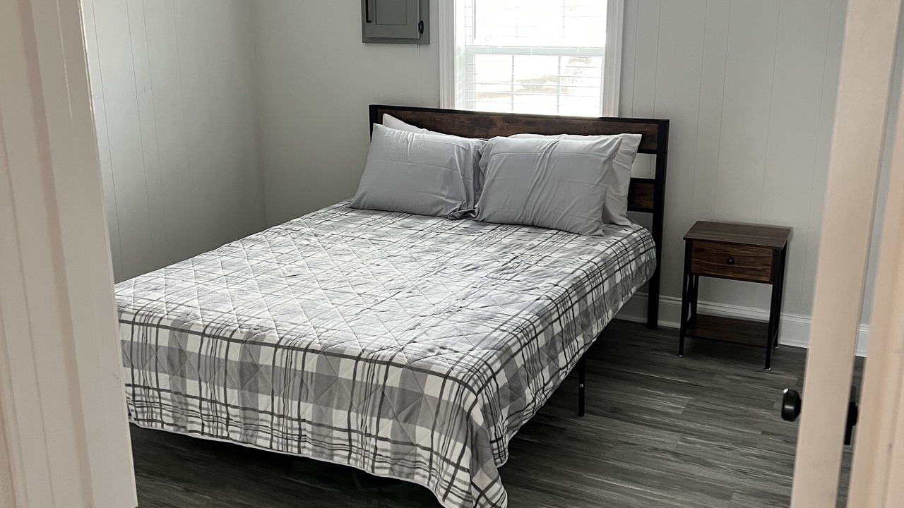 Photo of Bedroom in Monroeville