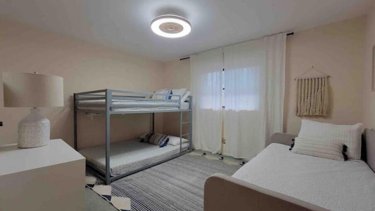 Photo of Bedroom in Englewood East