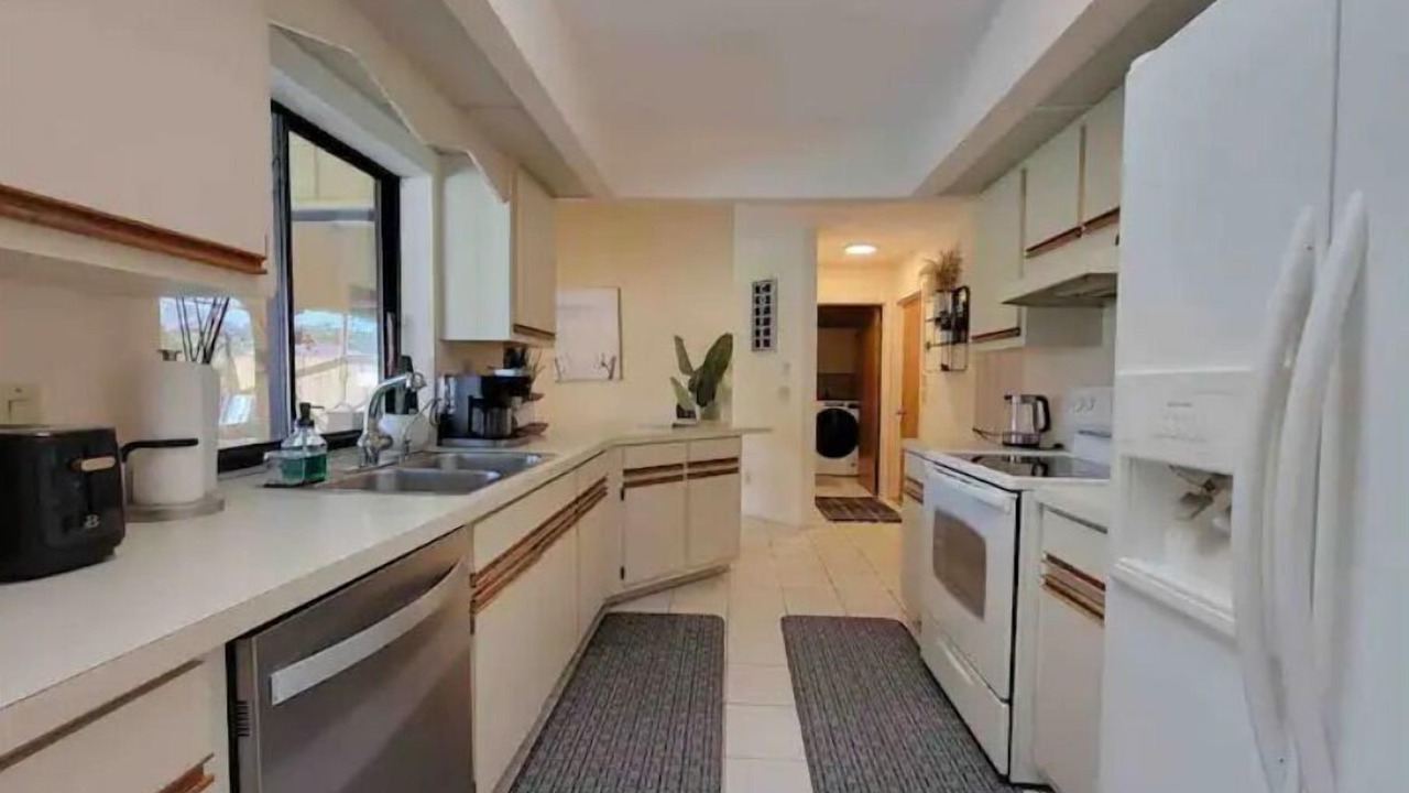 Photo of Kitchen in Englewood East