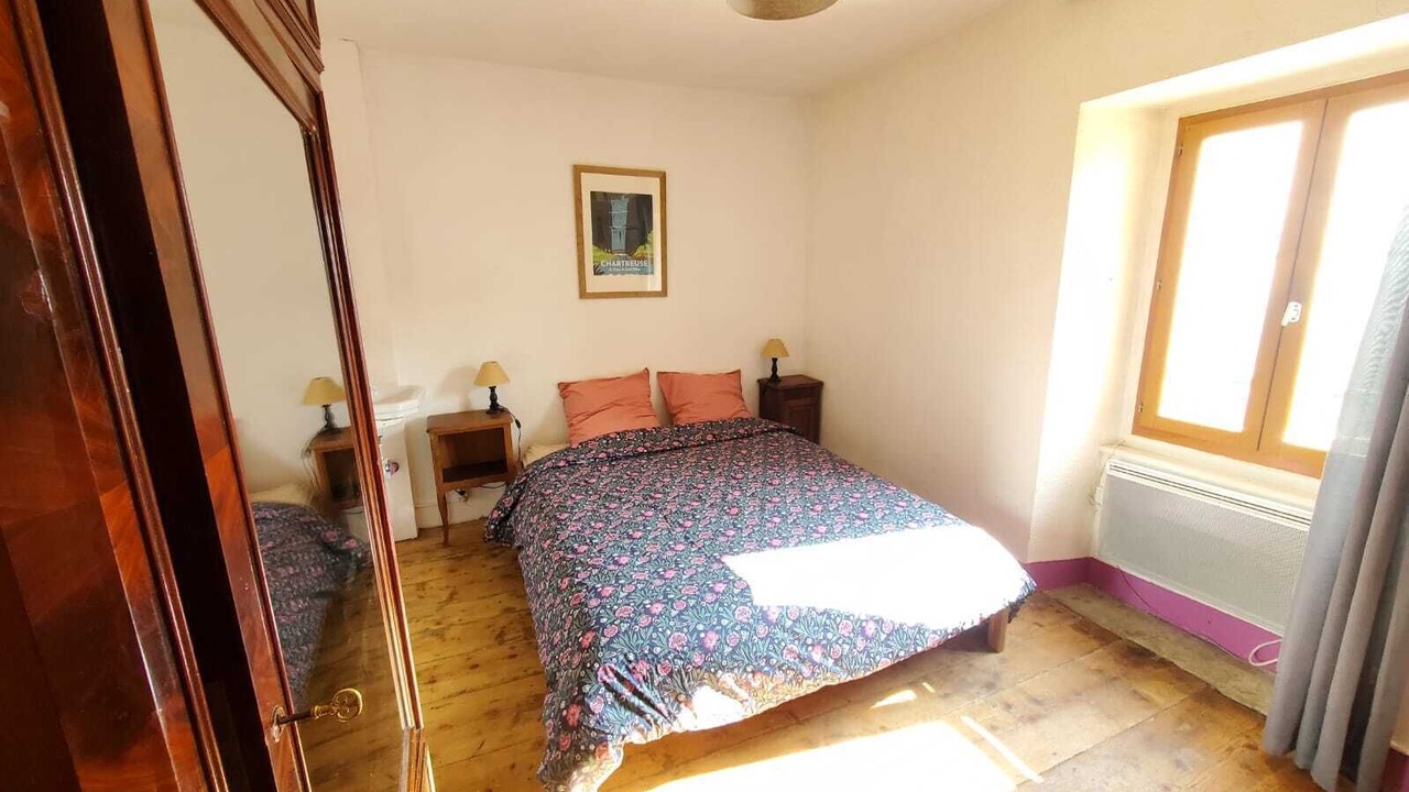 Photo of Bedroom in Saint-Christophe-sur-Guiers