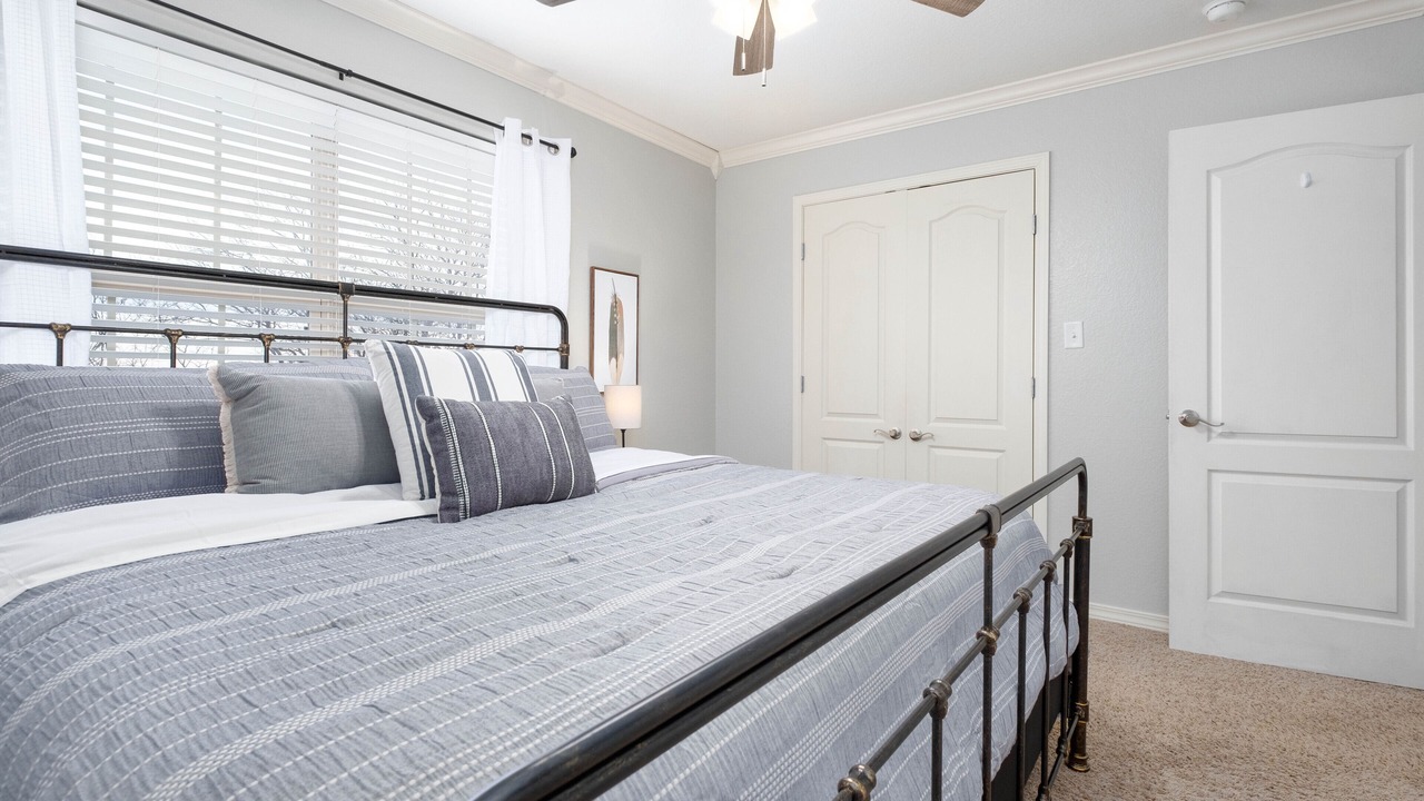 Photo of Bedroom in Canyon