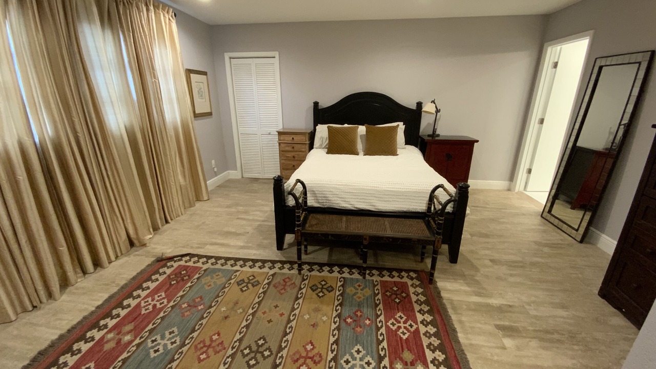Photo of Bedroom in Sunset