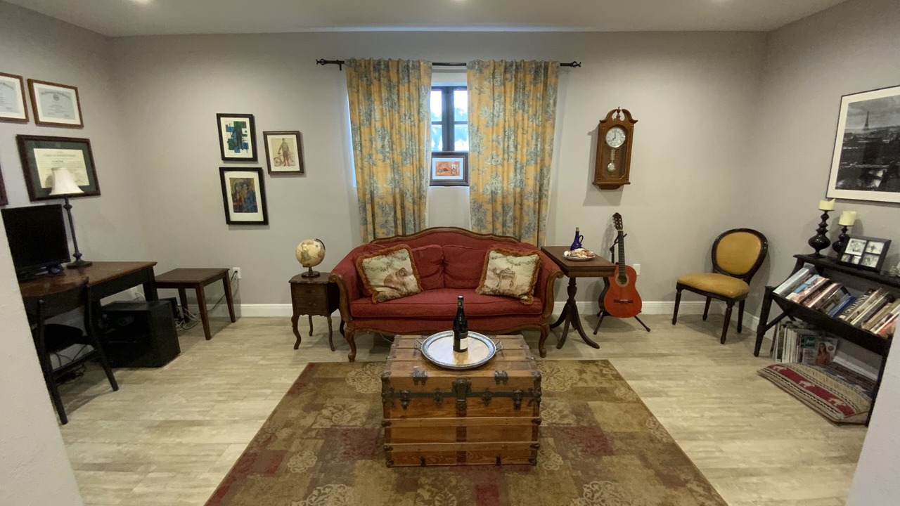 Photo of Livingroom in Sunset