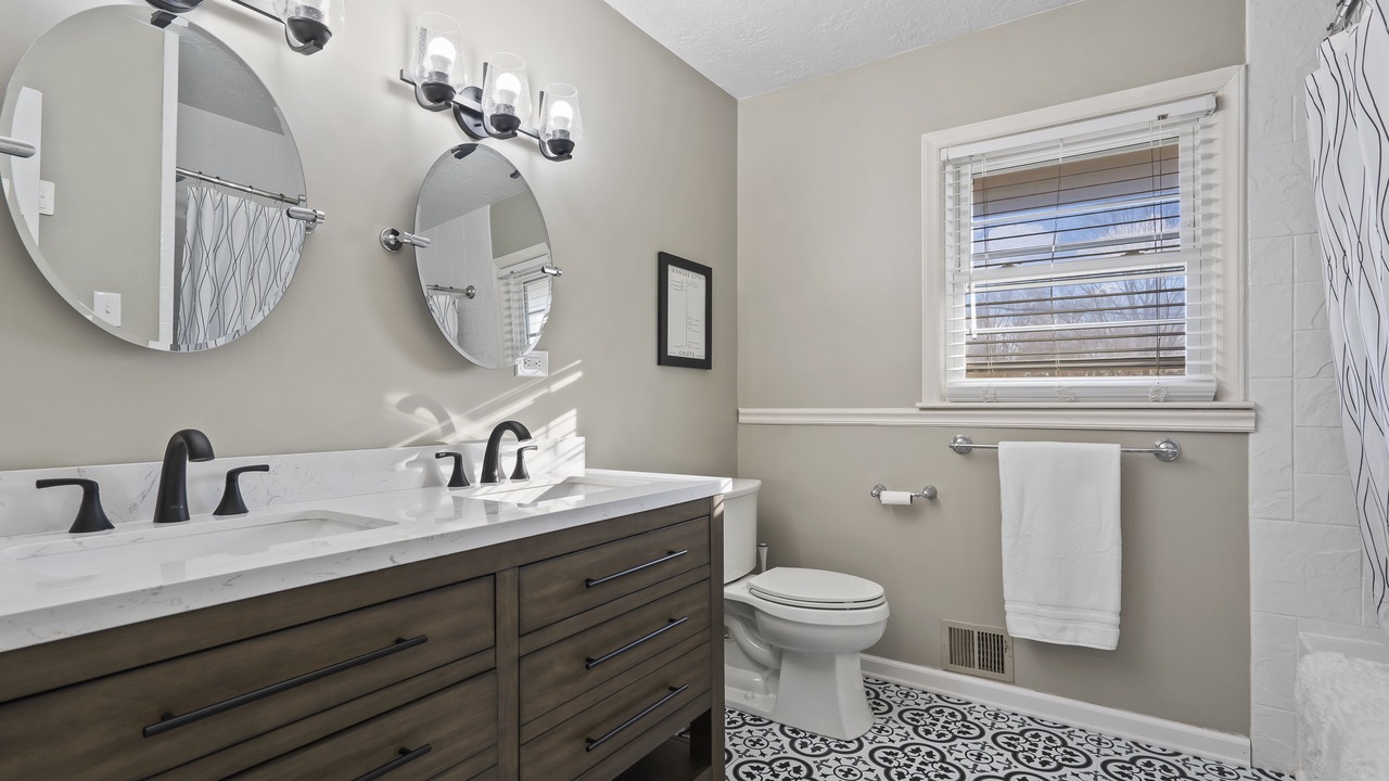 Photo of Bathroom in Lee's Summit