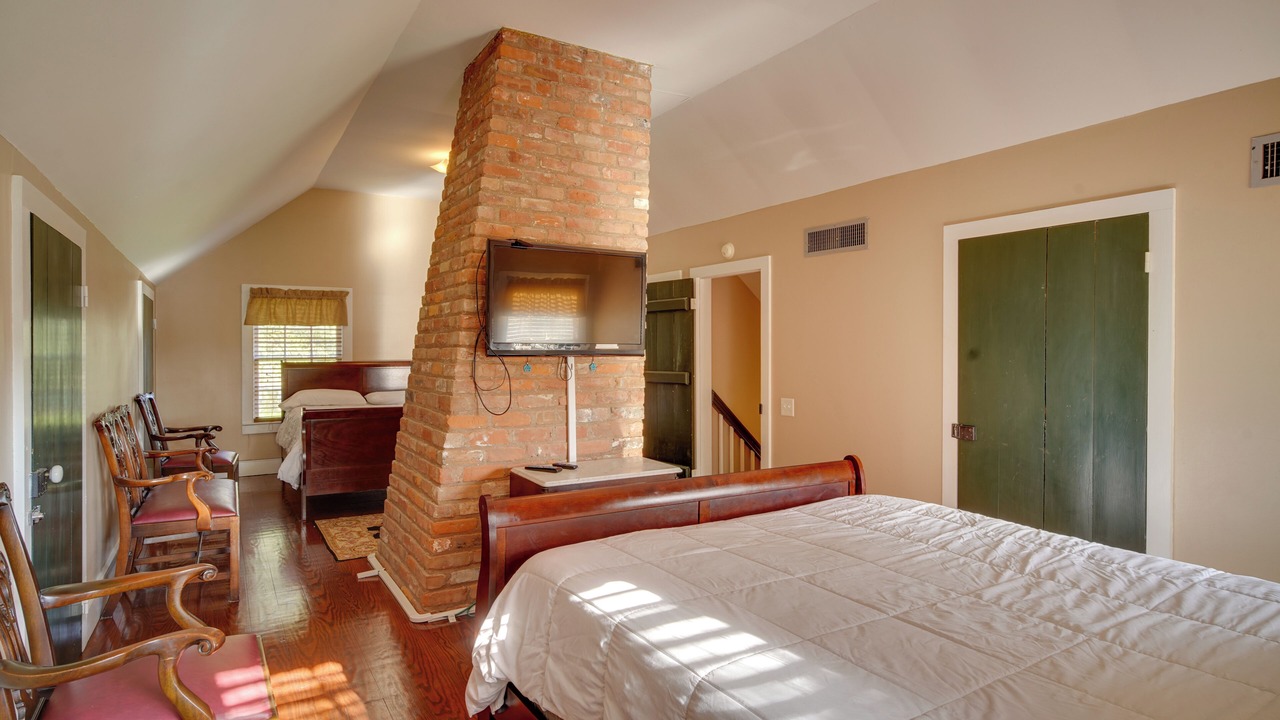 Photo of Bedroom in Houma