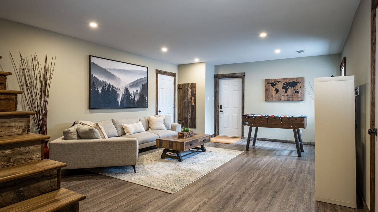Photo of Livingroom in Val-des-Lacs