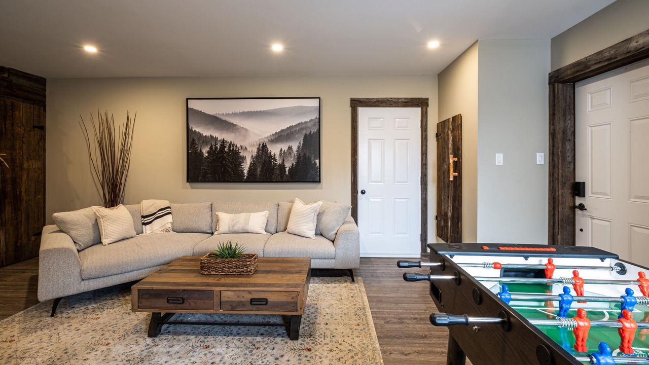 Photo of Livingroom in Val-des-Lacs