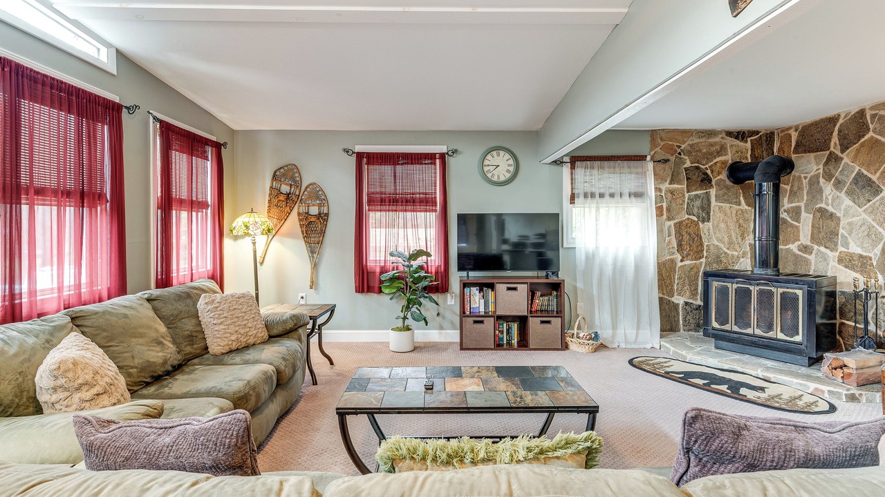 Photo of Bedroom in Briar Crest Woods