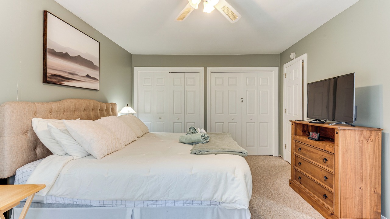 Photo of Bedroom in Briar Crest Woods