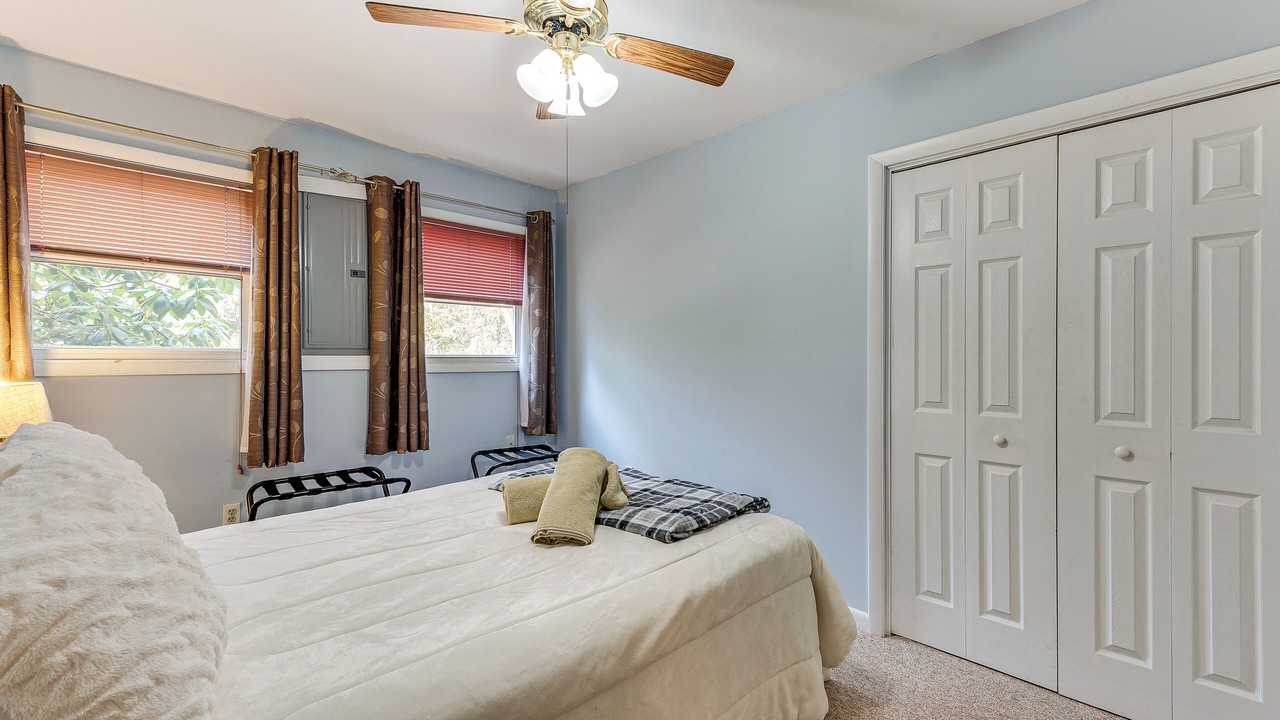 Photo of Bedroom in Briar Crest Woods