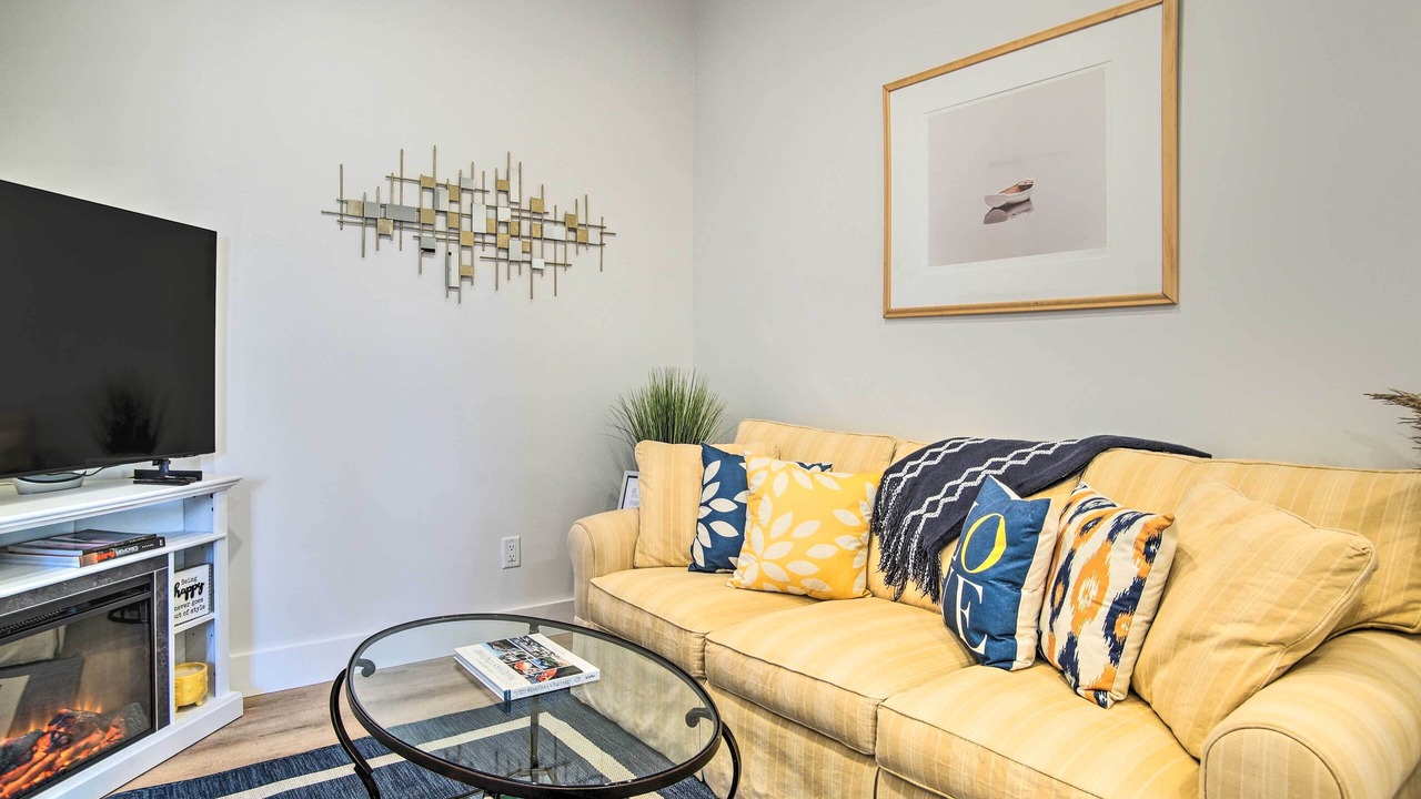 Photo of Livingroom in Lagoon Heights