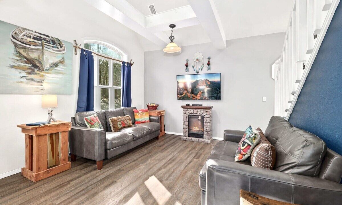Photo of Livingroom in Ozark