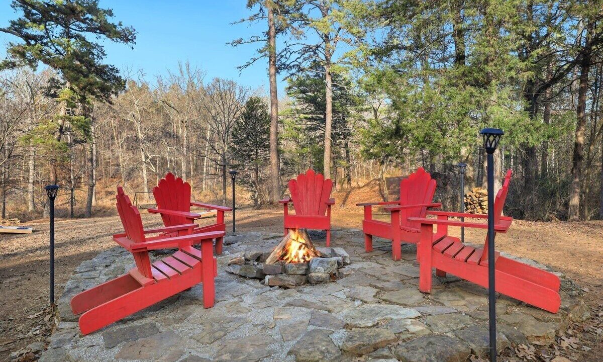 Photo of Others in Ozark