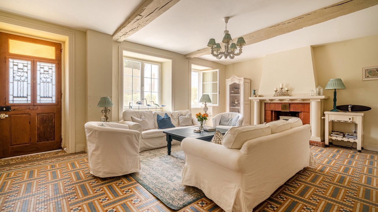 Photo of Livingroom in Mirandol-Bourgnounac