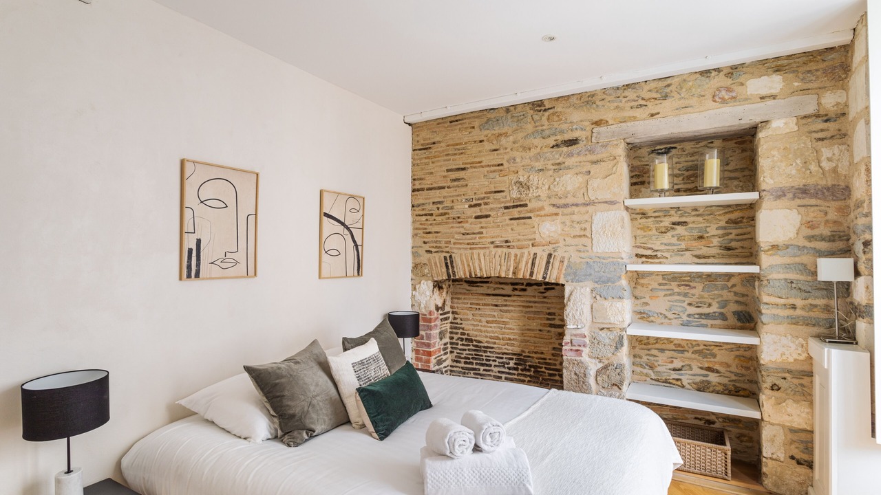 Photo of Bedroom in Centre