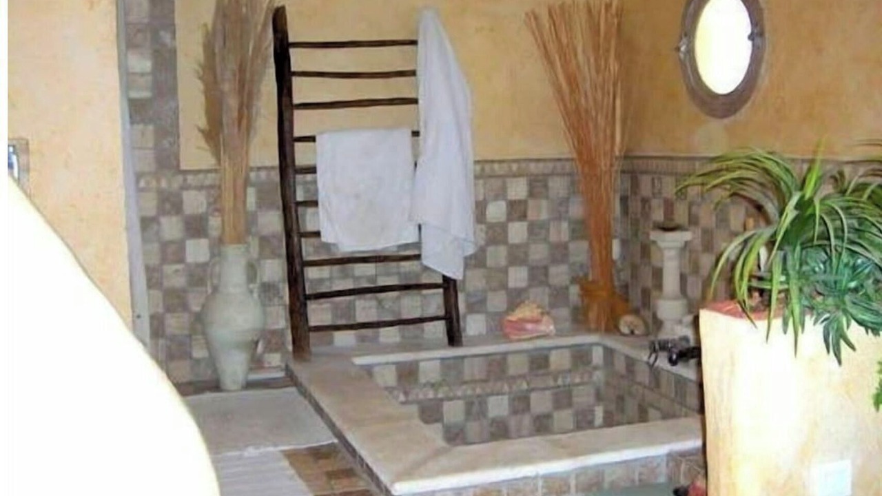 Photo of Bathroom in Chateaurenard