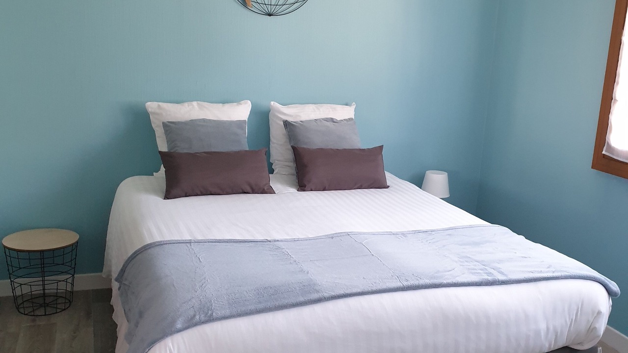 Photo of Bedroom in Gurgy