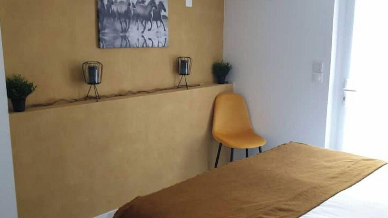 Photo of Bedroom in Gurgy