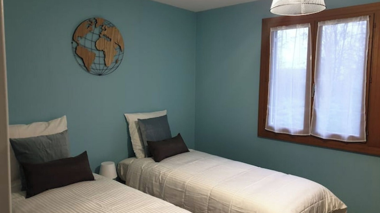 Photo of Bedroom in Gurgy