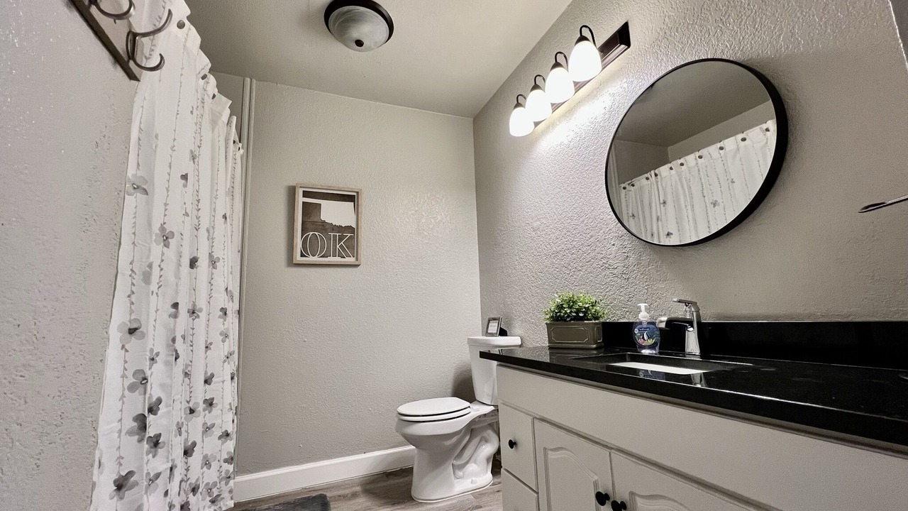 Photo of Bathroom in Broken Arrow