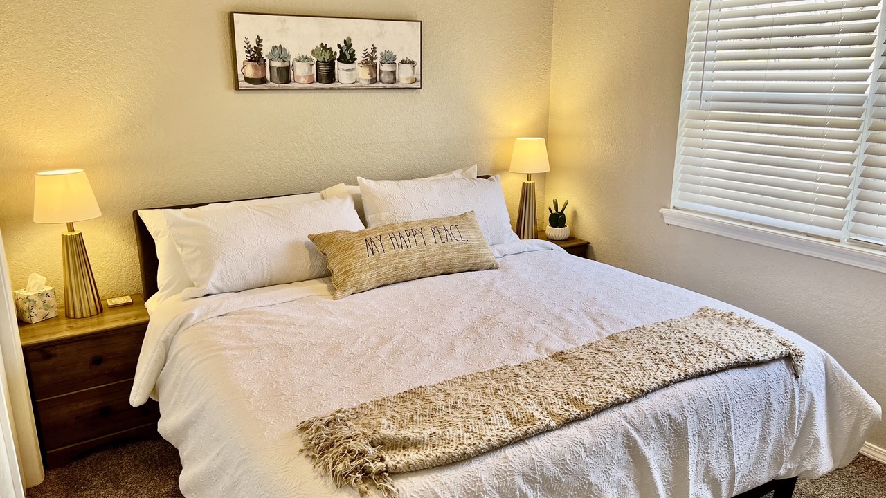 Photo of Bedroom in Broken Arrow
