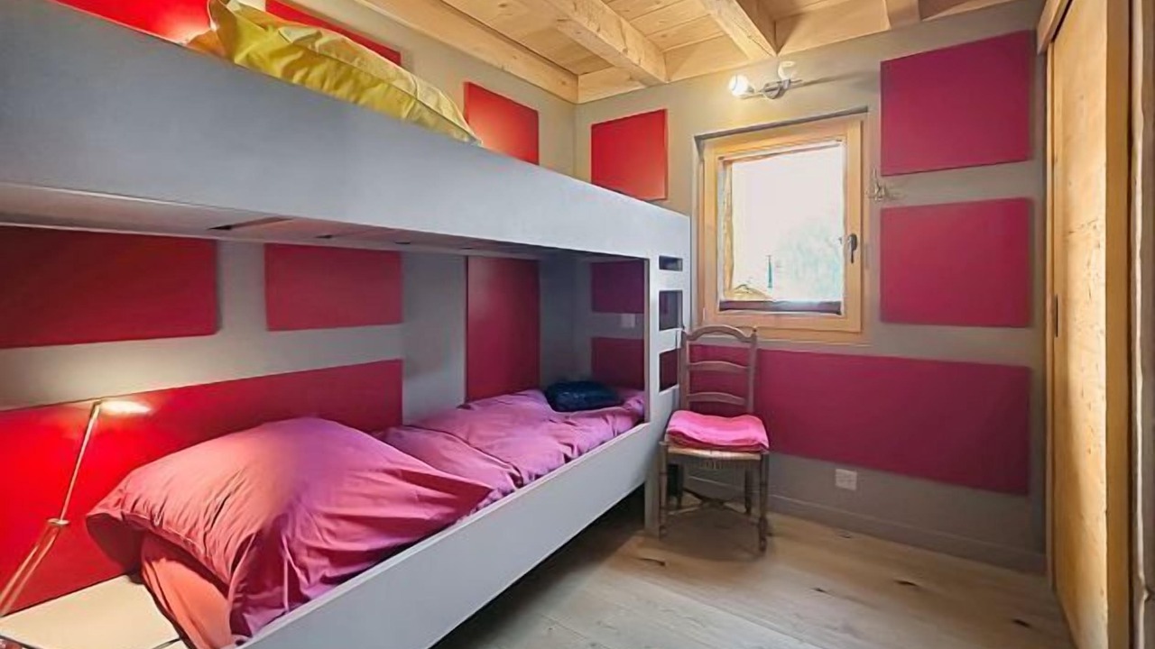 Photo of Bedroom in Sarreyer