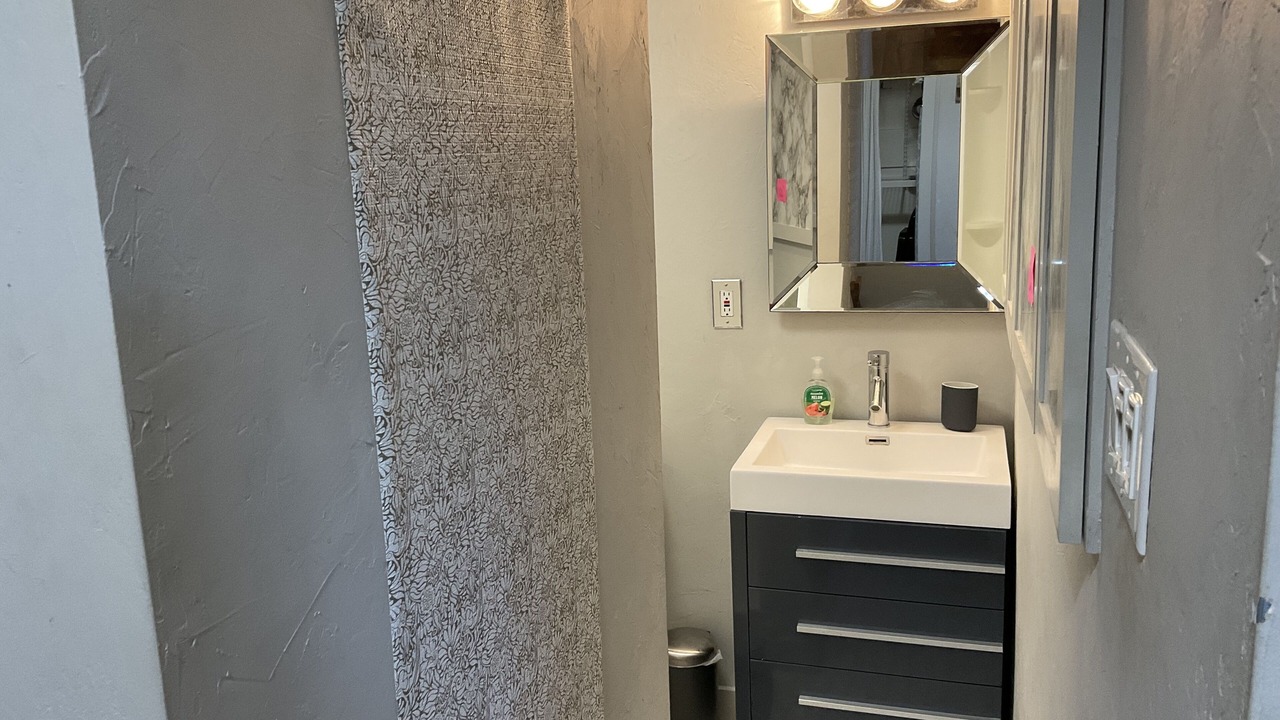 Photo of Bathroom in Parker Lane