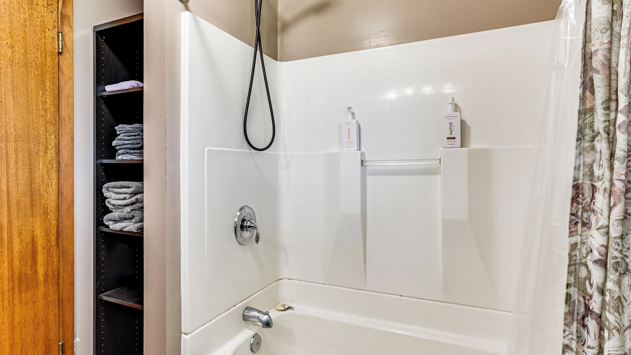 Photo of Bathroom in Albany
