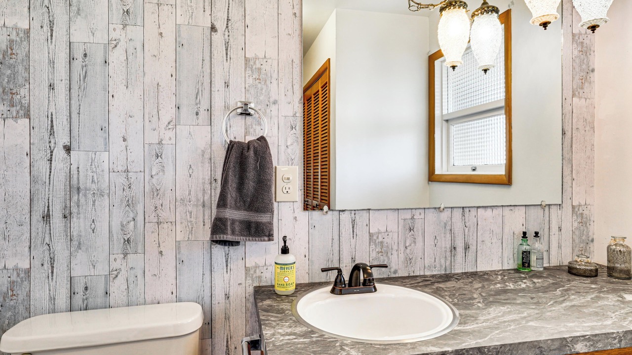 Photo of Bathroom in Albany