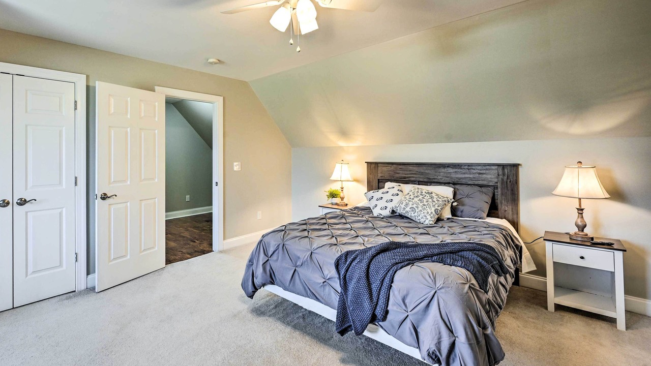 Photo of Bedroom in Stokes