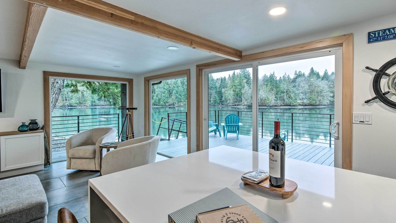 Photo of Others in Olympia