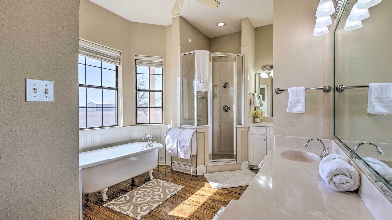 Photo of Bathroom in Era