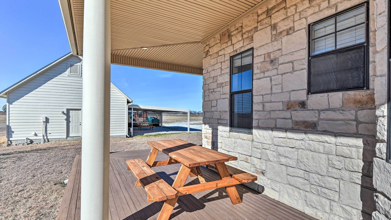 Photo of Outdoor in Era