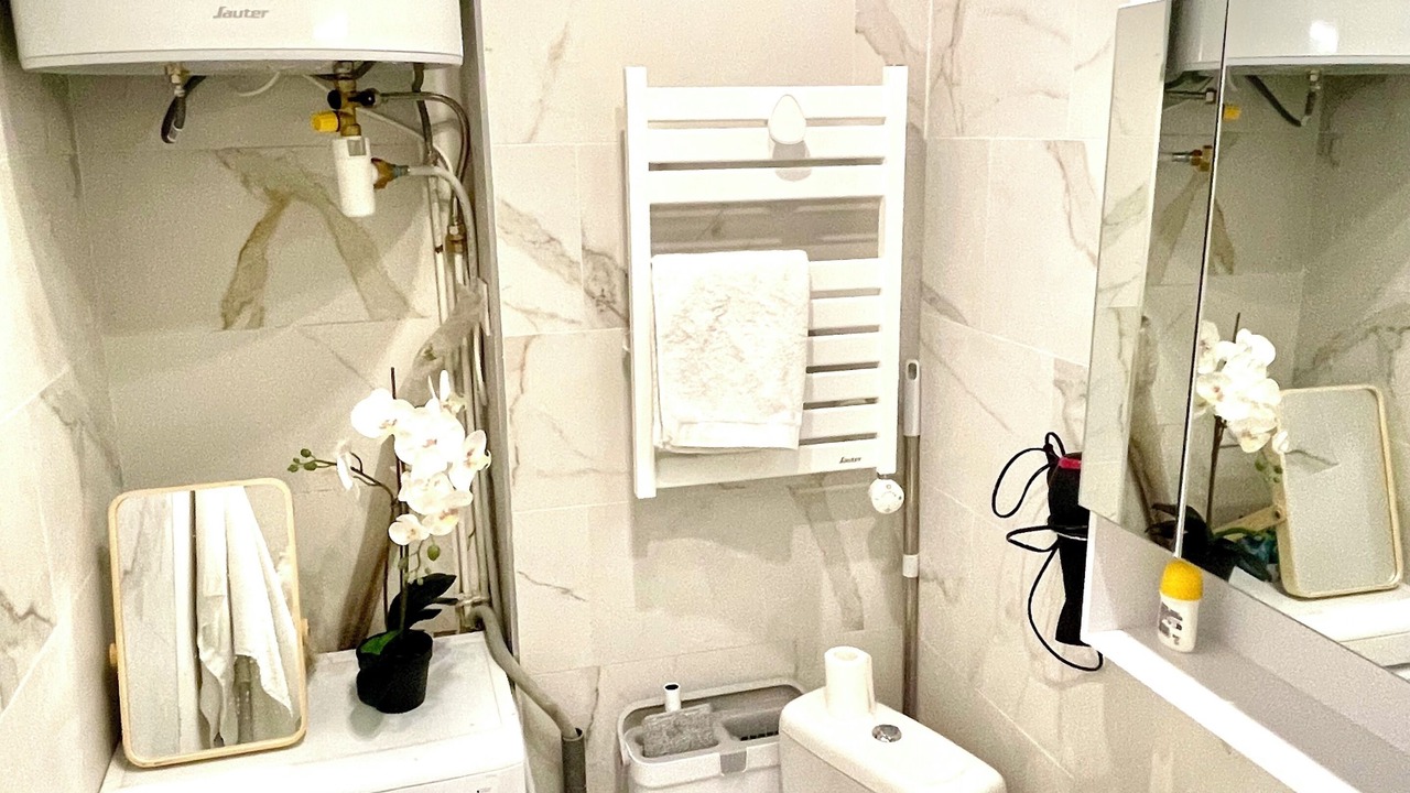 Photo of Bathroom in Les Halles
