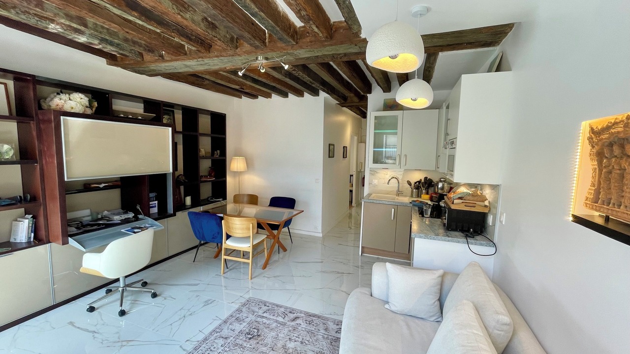 Photo of Livingroom in Les Halles