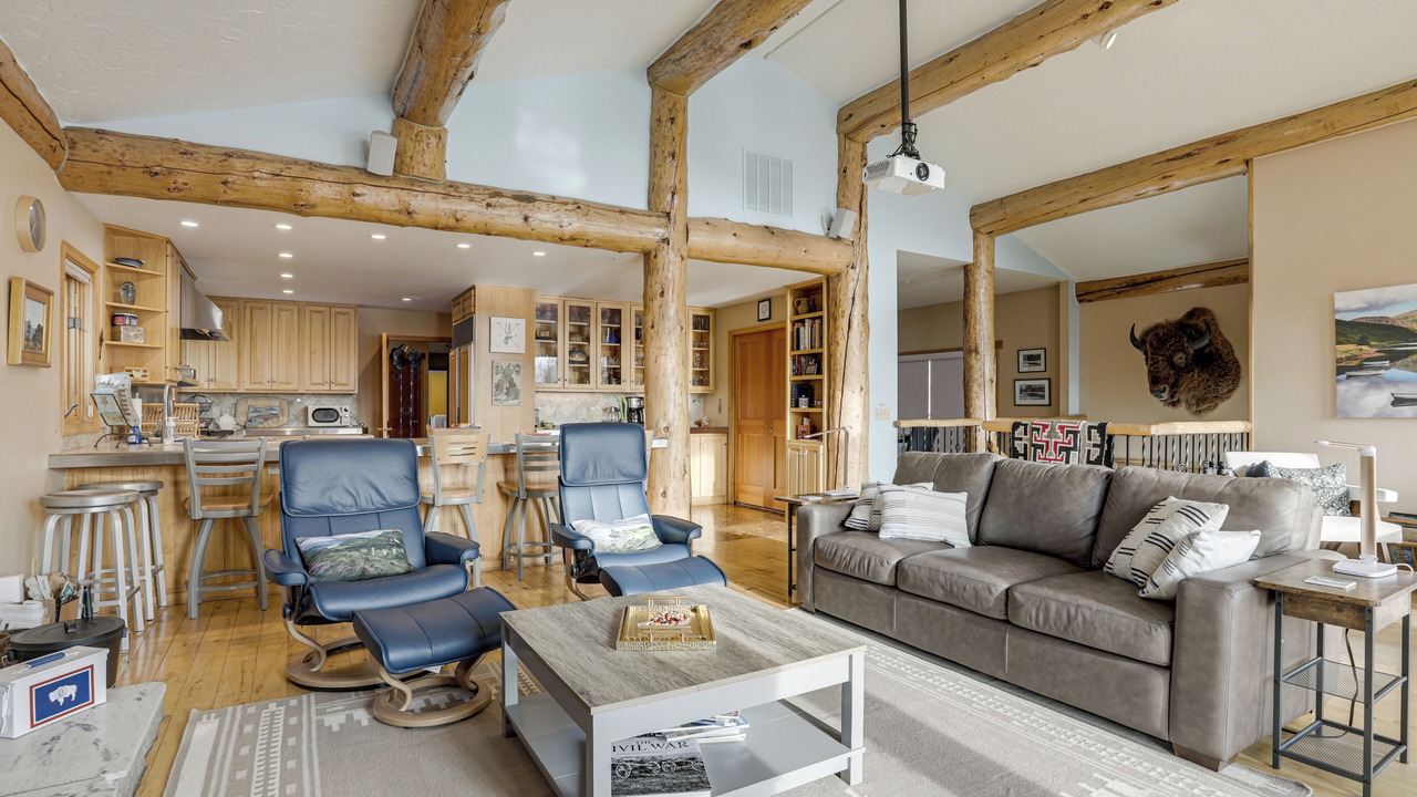 Photo of Livingroom in Sheridan