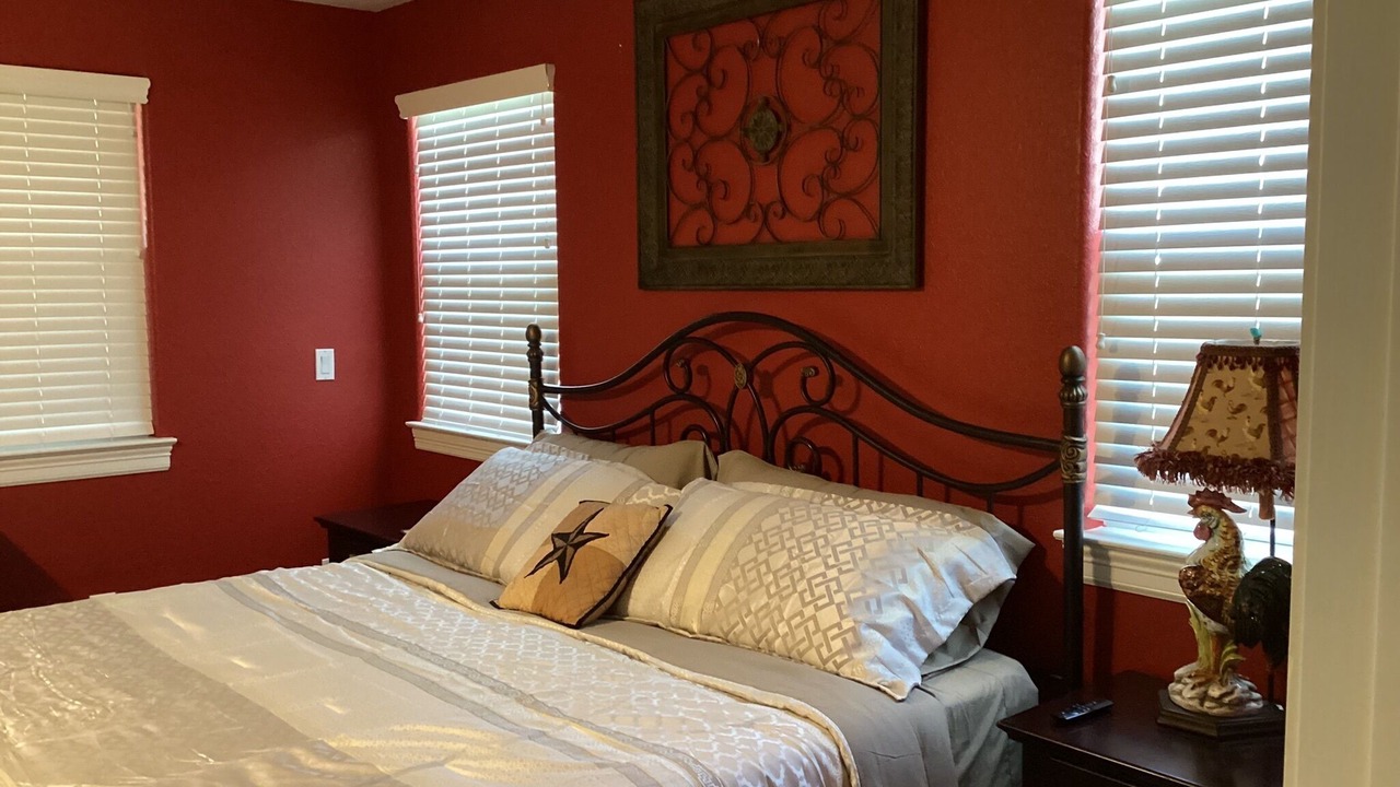 Photo of Bedroom in Montgomery