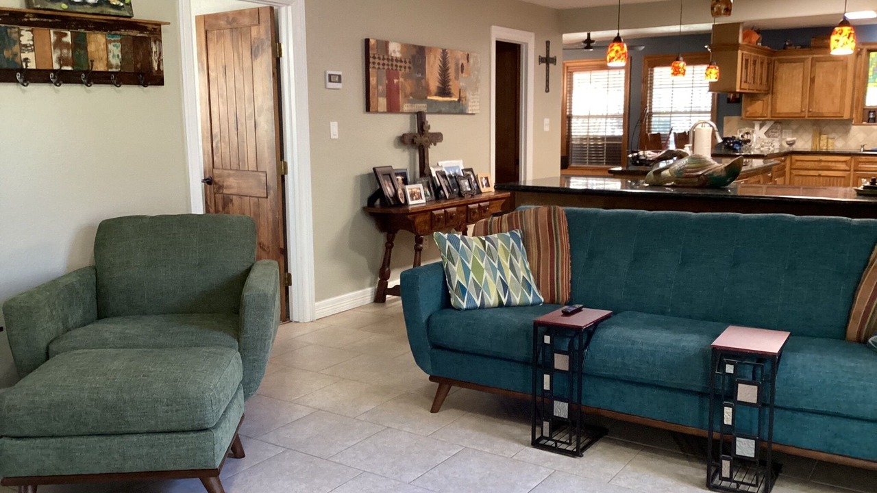 Photo of Livingroom in Montgomery