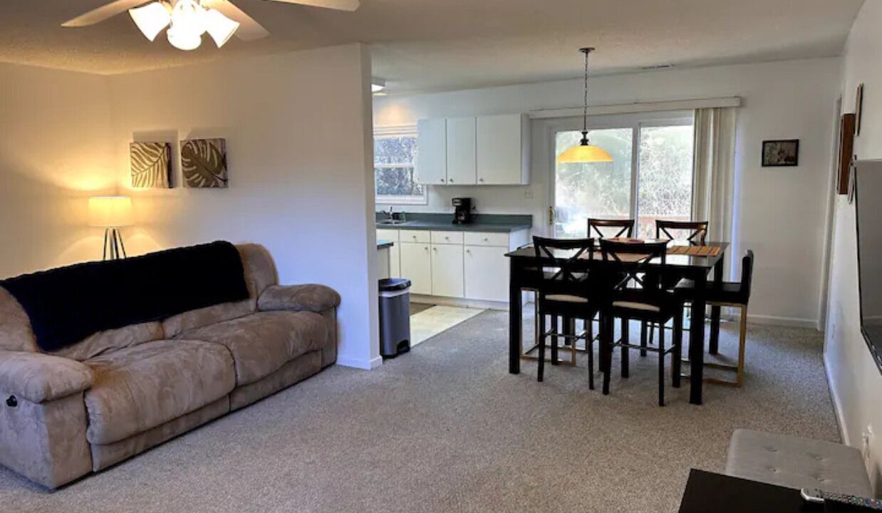 Photo of Livingroom in Manteo