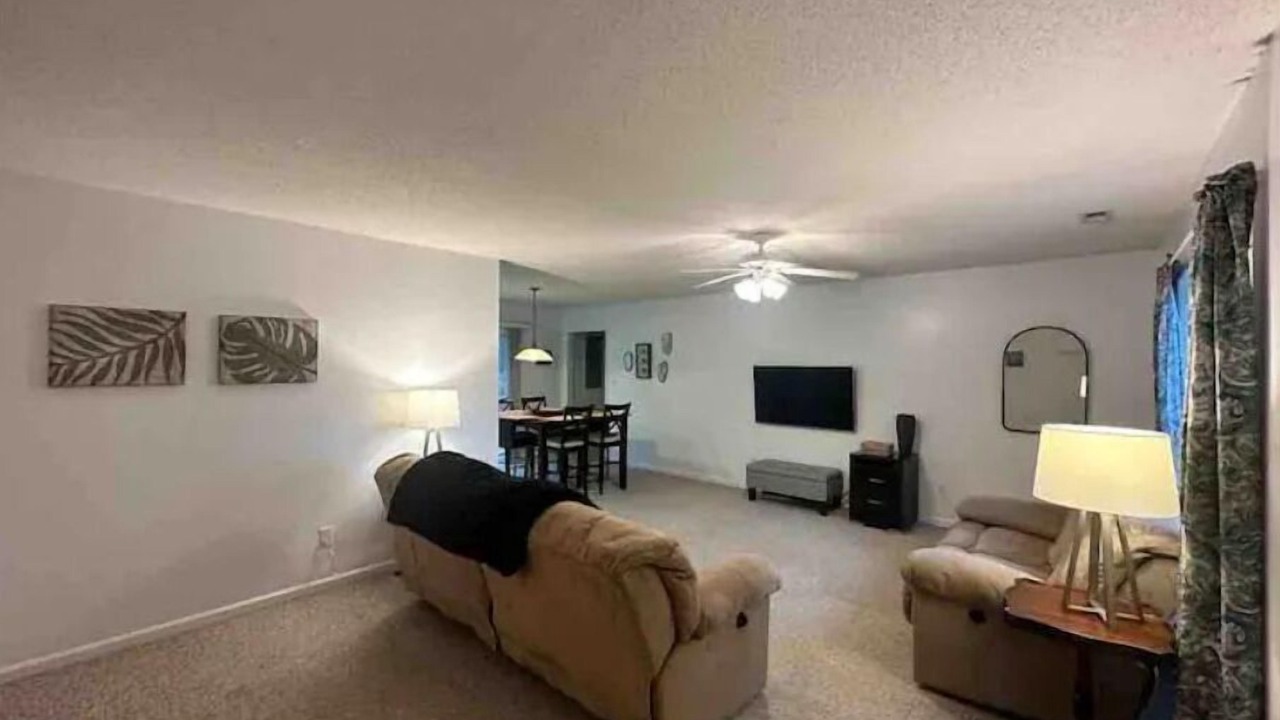 Photo of Livingroom in Manteo