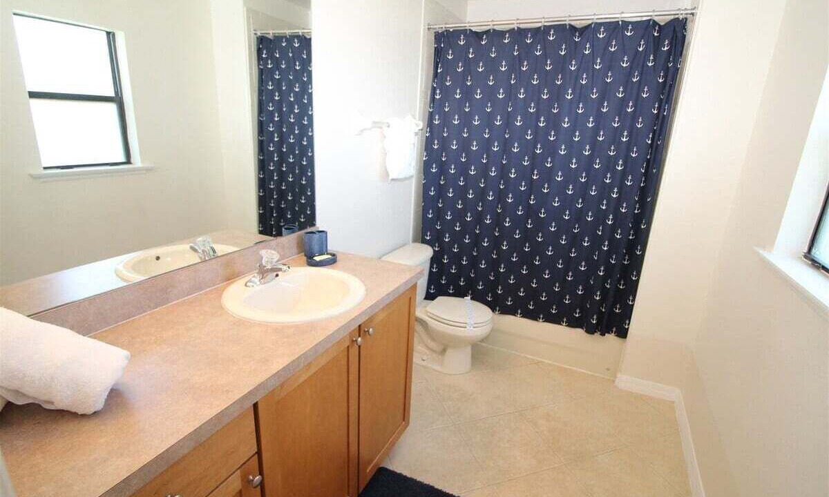 Photo of Bathroom in Legacy Park