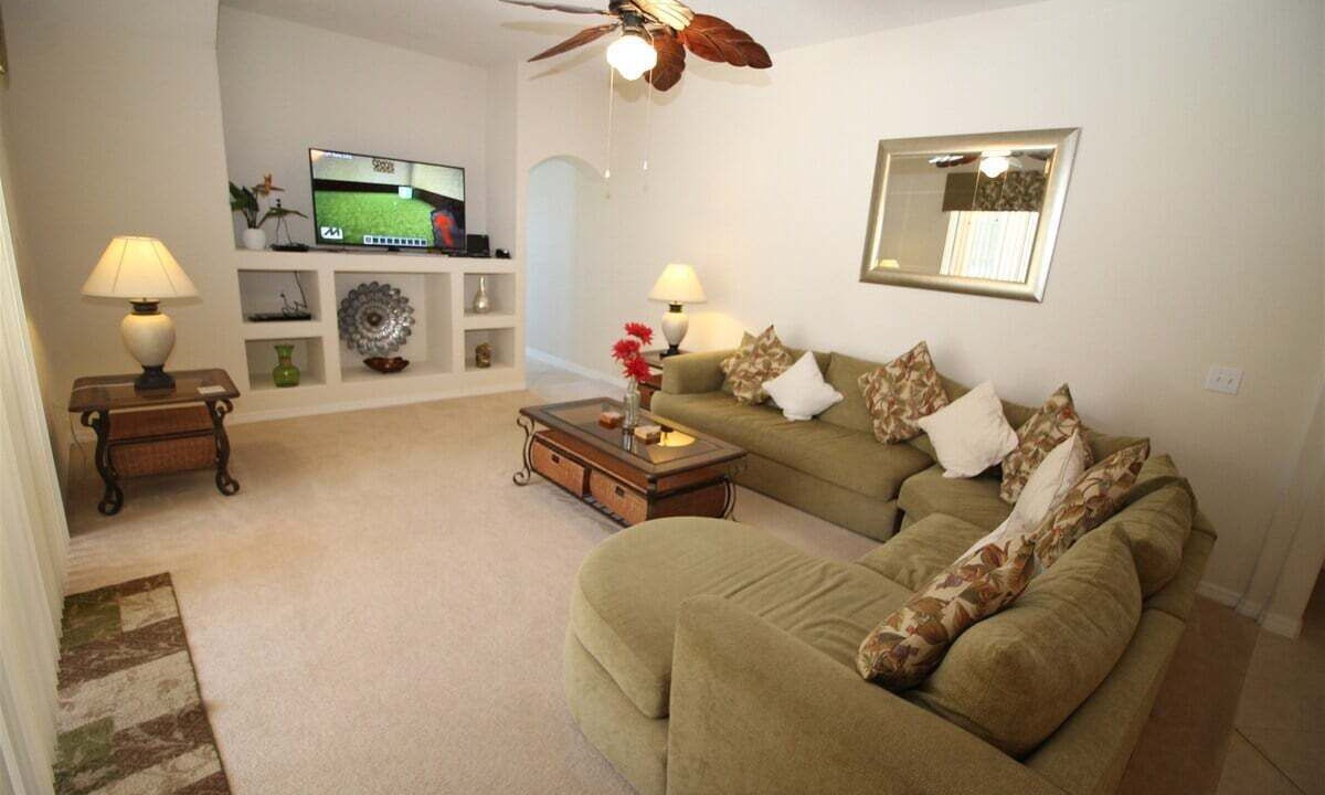 Photo of Livingroom in Legacy Park