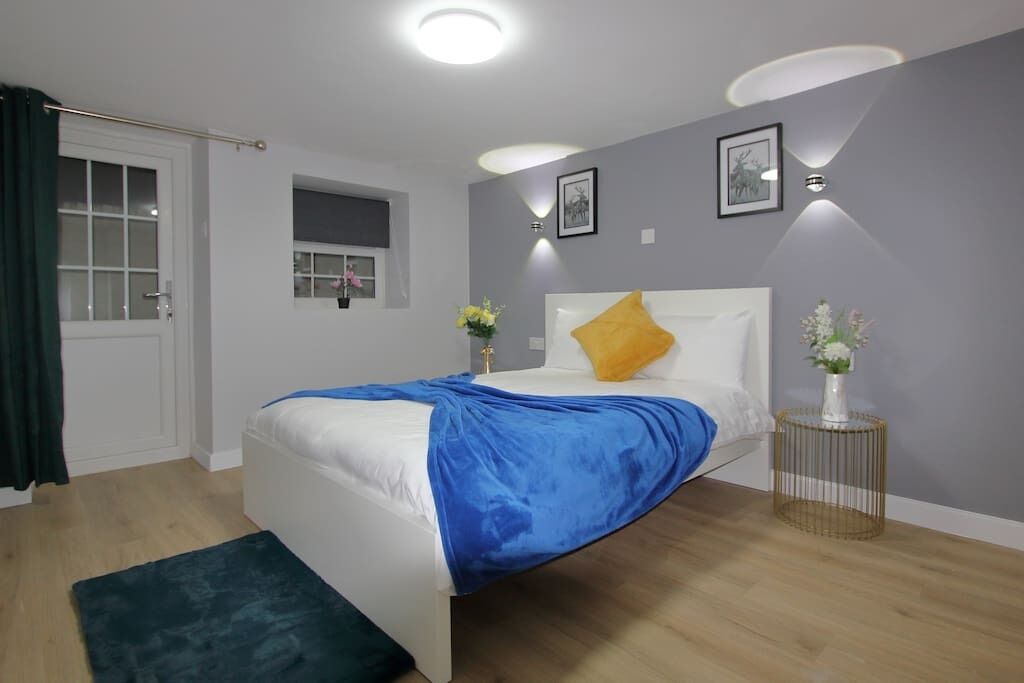 Photo of Bedroom in Reading City Centre