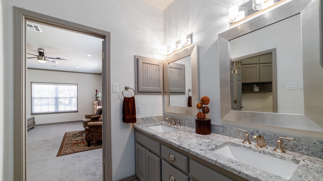 Photo of Bathroom in Lampasas