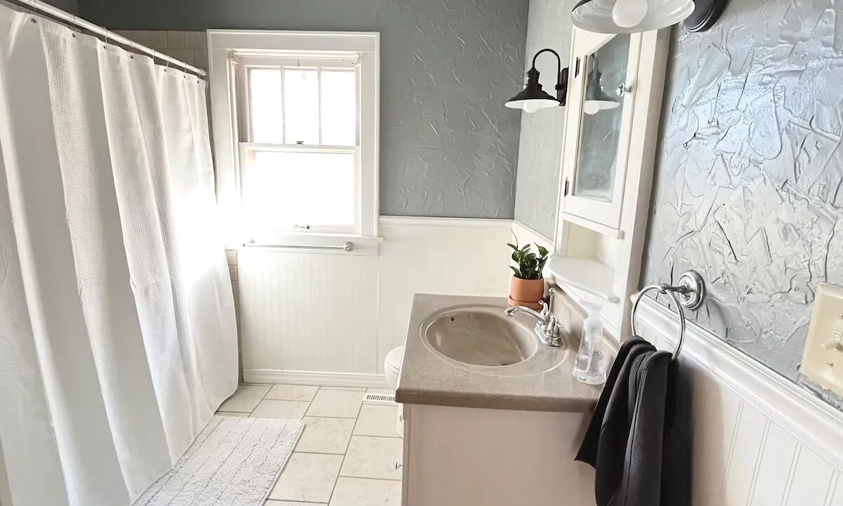 Photo of Bathroom in Salina