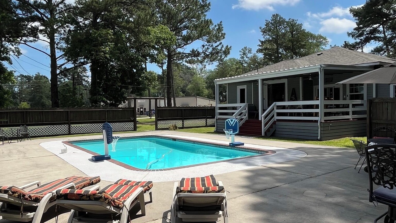 Photo of Outdoor in Montgomery