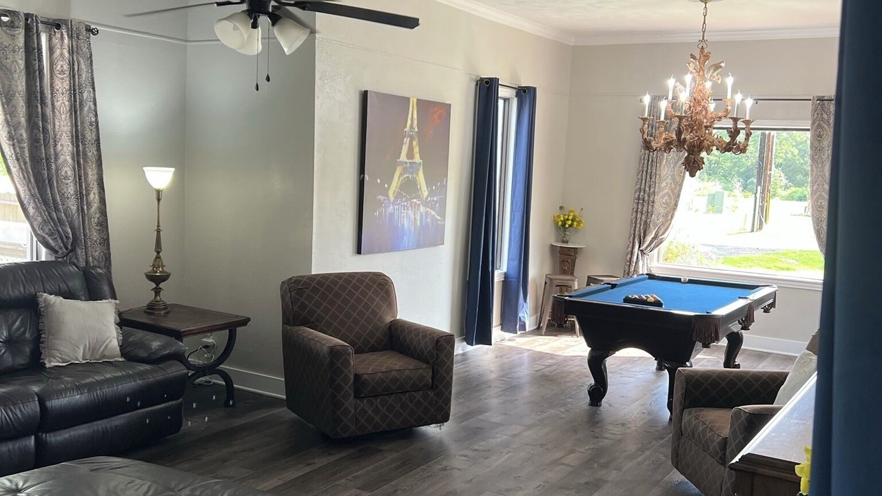 Photo of Livingroom in Montgomery